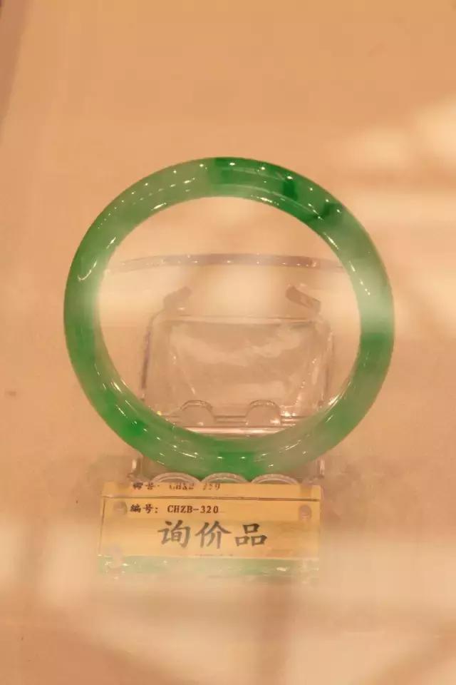 最美的翡翠玉手镯,最美玉手镯各种款式