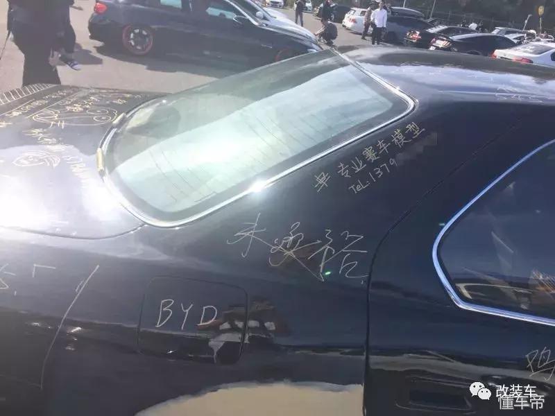 当年价值百万的凌志LS400被黄标报废，场面真是太残忍了！