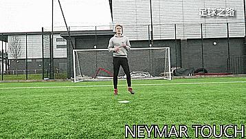 50种个人足球技巧训练,100个足球过人技巧gif