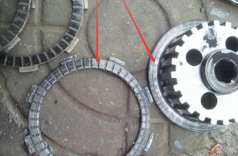 摩托车离合器线松了加油门打滑,摩托车离合器打滑原因和解决办法