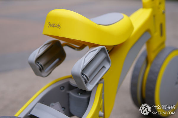 700Bike+小米生态链，高颜值和高性价比的柒小佰变形儿童车