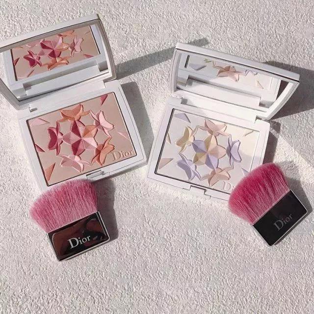 好看的樱花单品,这些少女心爆棚的樱花系美妆品