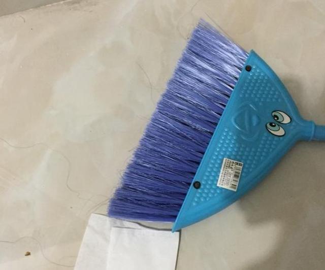 如何处理家里毛发满天飞,家里到处都是毛发怎么办