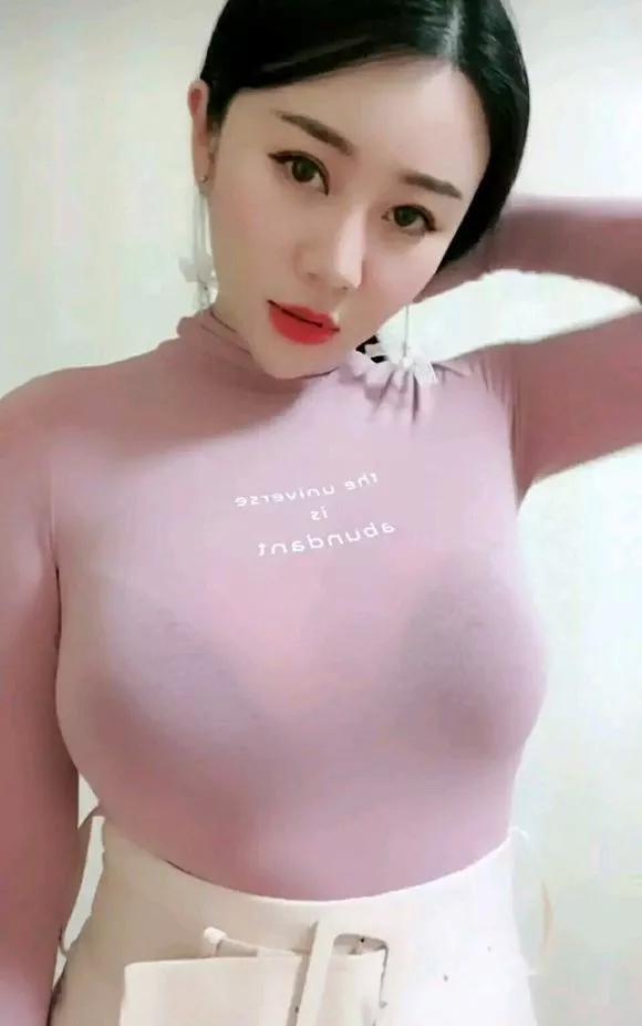 求大神把胸p的平一些，显得像青春少女一样！