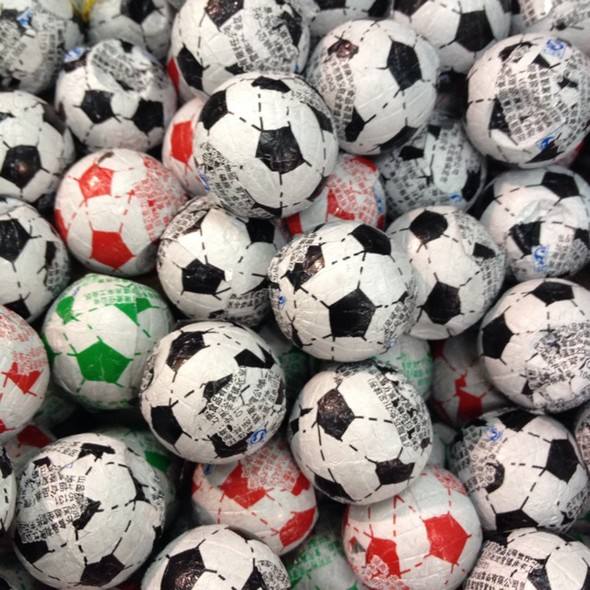 网红辣条干脆面休闲小零食8090后,8090吃过的零食图片