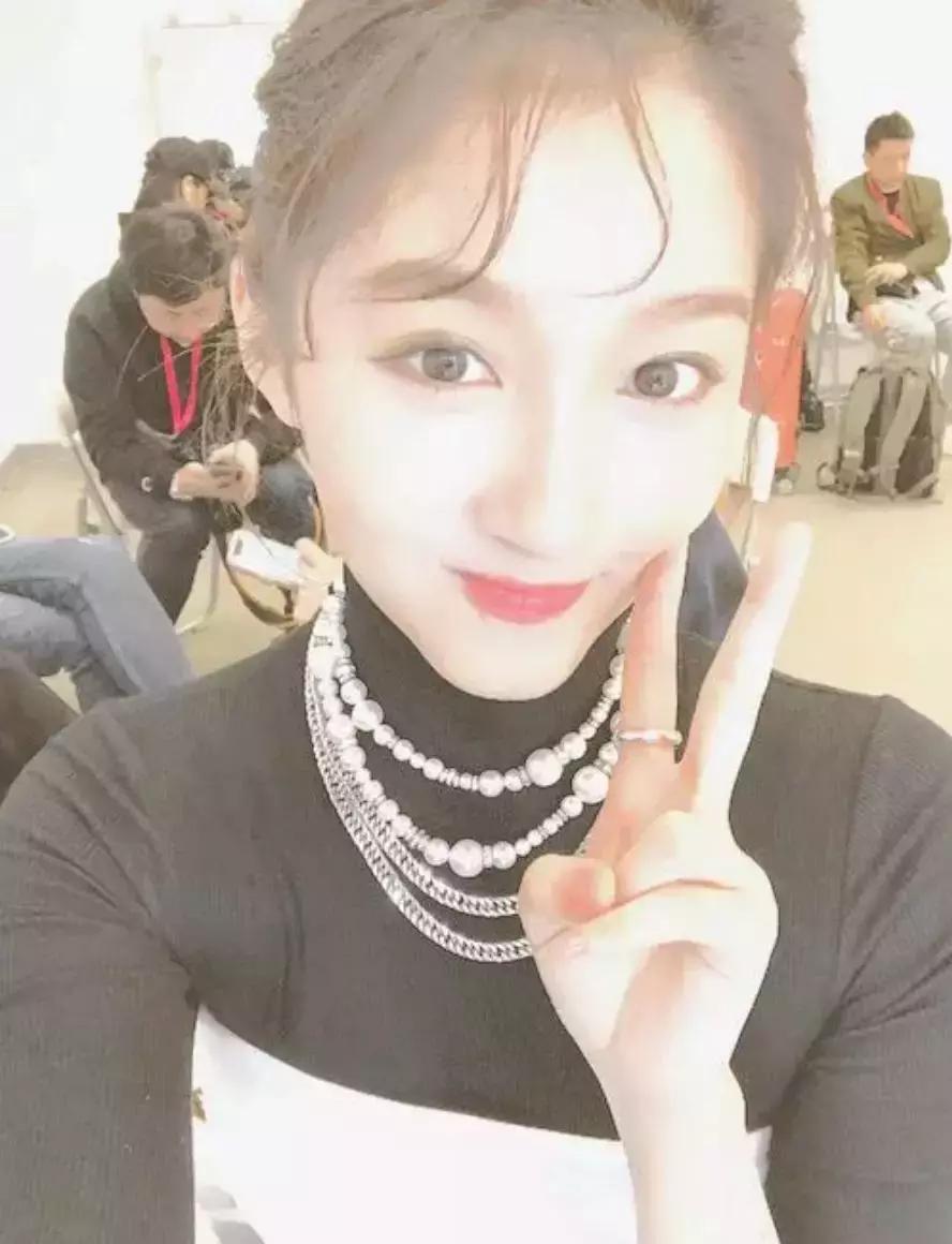 关晓彤为什么看起来很土,关晓彤为什么看起来有点土