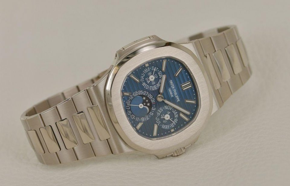 王源去巴塞尔钟表展,王源巴塞尔国际钟表珠宝展