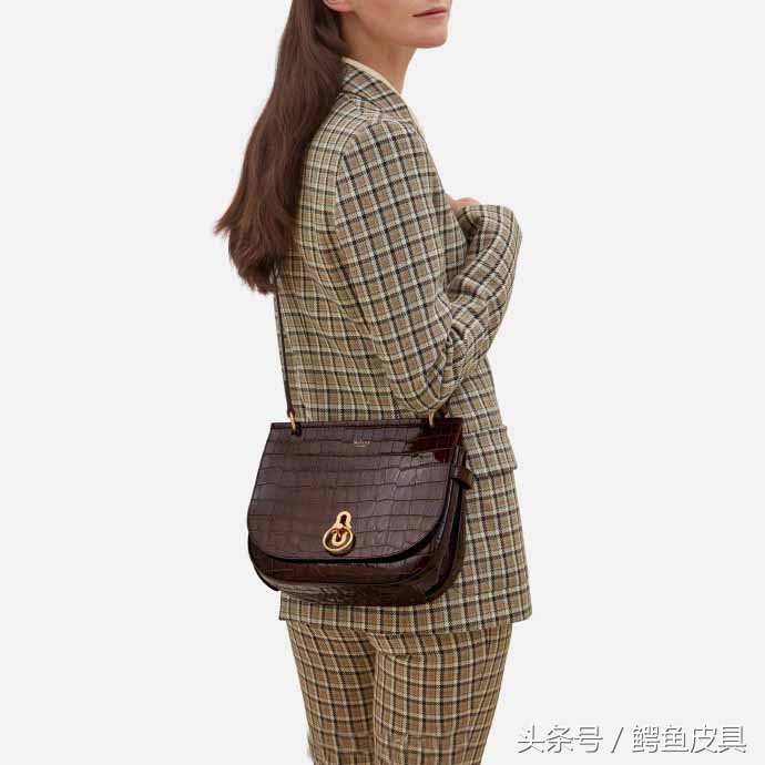 2018包包品牌大全,粉色独角兽包包联名