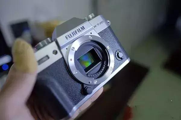 微单相机推荐排行榜性价比高,推荐5款值得购买的高端微单相机