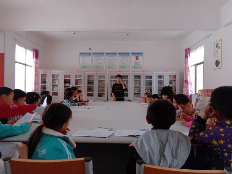 学校留守儿童制作书签,个性书籍书签制作小学生