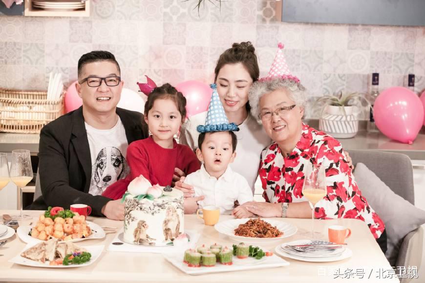 主持人马丁全家福,主持人马丁全家照