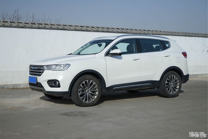 哈弗h6蓝标1.5t测评,第三代哈弗h61.5t2.0t选哪个好
