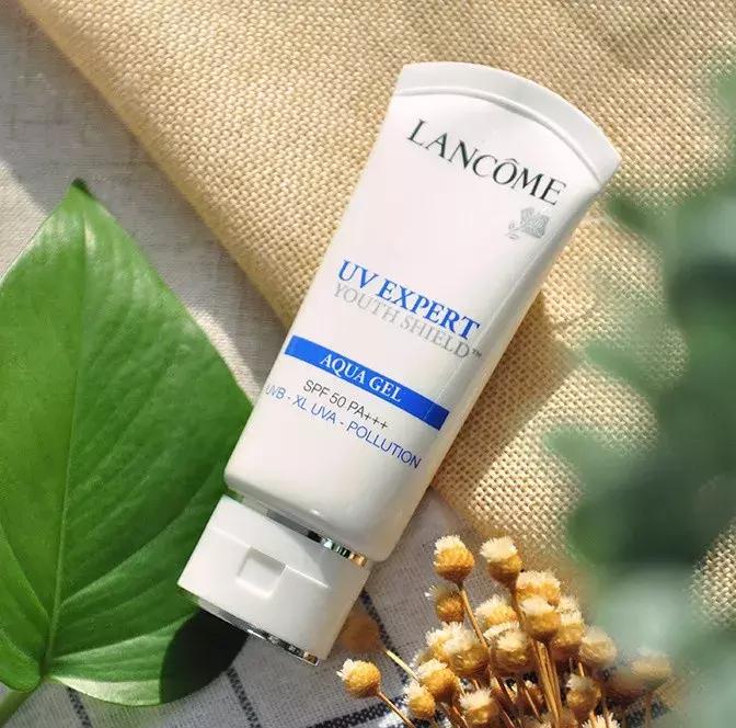 安耐晒兰蔻小白管防晒哪个比较好,安耐晒与兰蔻小白管分别多少毫升