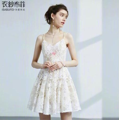 有没有很好看的带仙气的裙子推荐，或者牌子？有啊！