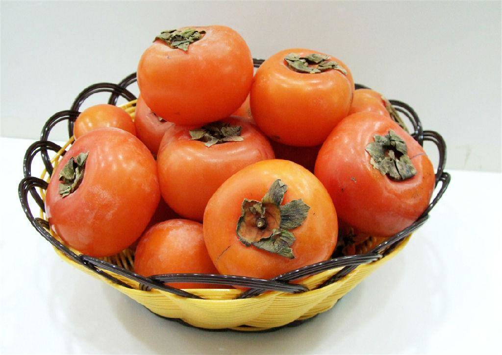 秋冬季润肺止咳的食物有哪些,春季什么水果润肺效果最好