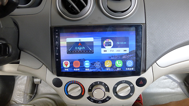 自来水老客户雪佛兰乐风更换车载导航与升级汽车音响!昆明静丰