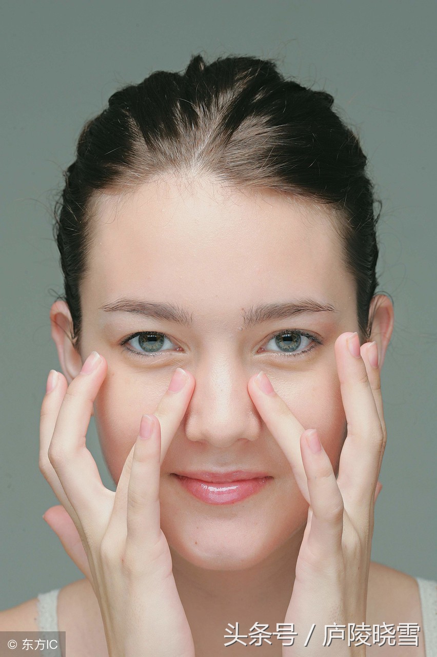 去黑眼圈眼袋用什么眼霜比较好,有眼袋黑眼圈适合用哪款眼霜