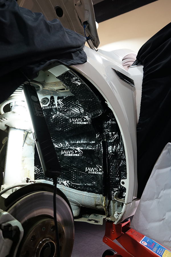 明锐汽车隔音的最佳方法,斯柯达明锐前机盖隔音毯