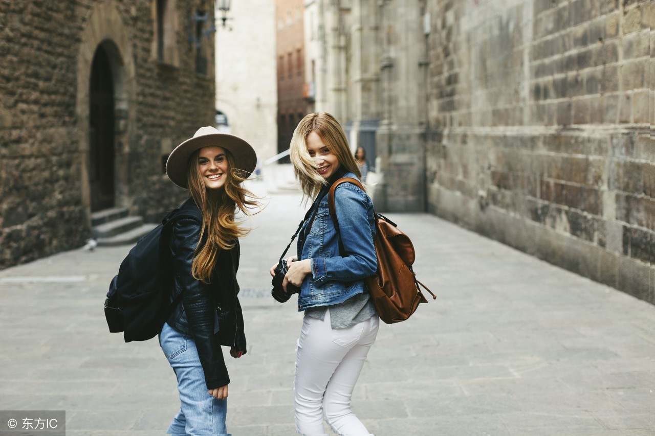 双肩包只知新秀丽，那你就OUT了！！！这几款同样火爆2018