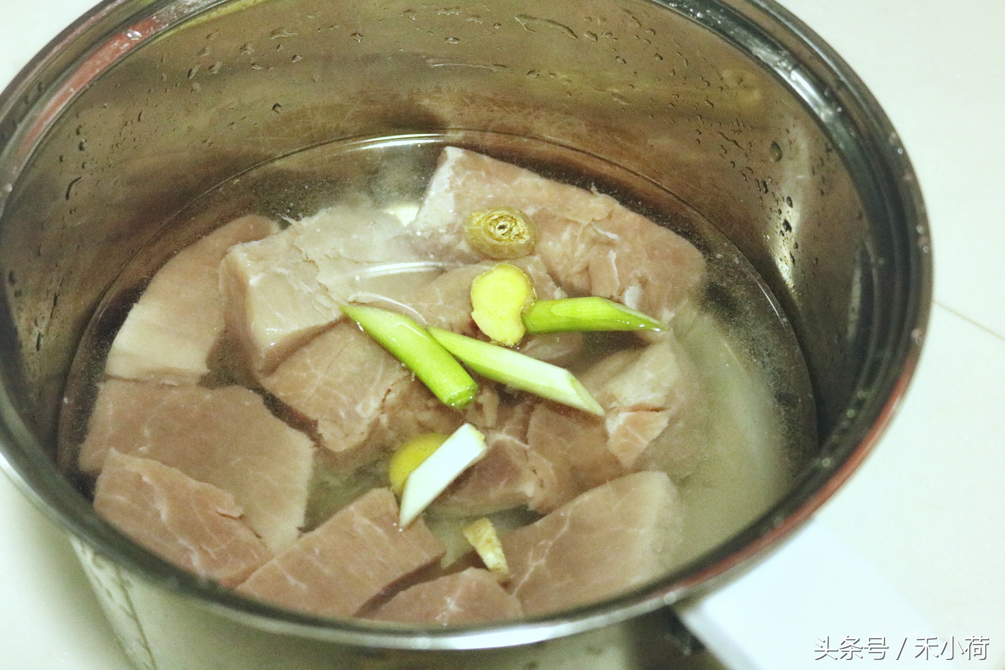 自制鸡胸肉肉松怎么蓬松不发硬,自己做的肉松为什么干干的不蓬松