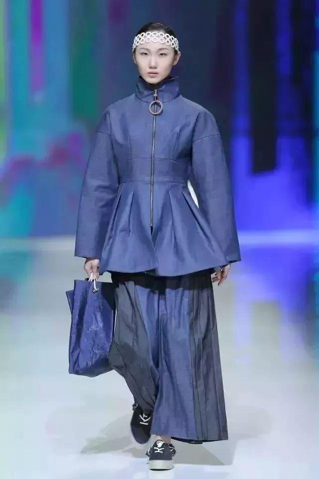 冷暖肤色服装搭配知识,服装搭配知识分享