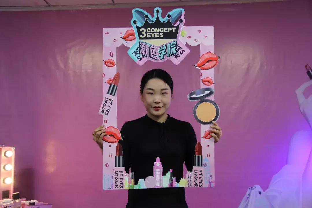 3ce丝滑细腻奶茶色,3ce新品春日氛围