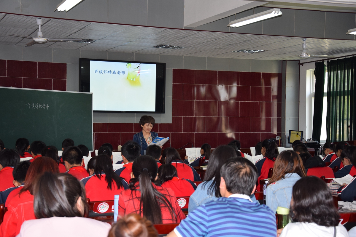 仲勋学校与龙岗学校小学部“手拉手”研学活动暨“大学区联盟”活动纪实