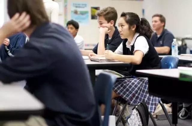 永远不要忘了你出国是读书的，不是买买买，更不是搞代购