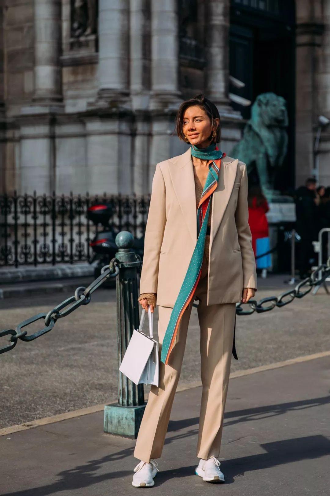 运动风怎么穿才洋气,火遍ins的运动风怎么穿最好看