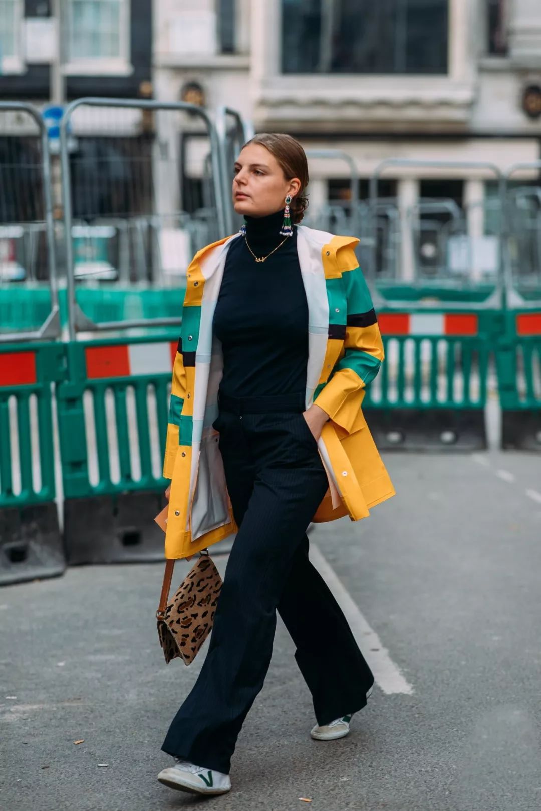 运动风怎么穿才洋气,火遍ins的运动风怎么穿最好看