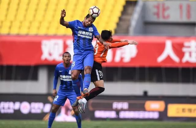 王楚还能踢球么,王楚现在还踢球吗