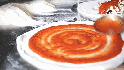 安徽夫妻开的披萨店，却被歪果仁踏破门槛……