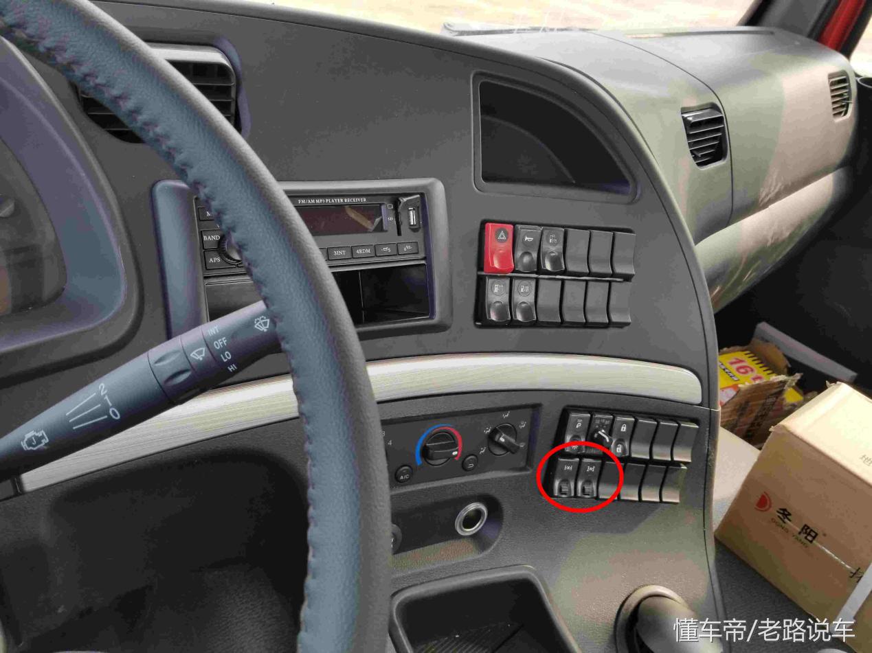 陕汽德龙新m3000s讲解,陕汽德龙新m3000制动回路气压低