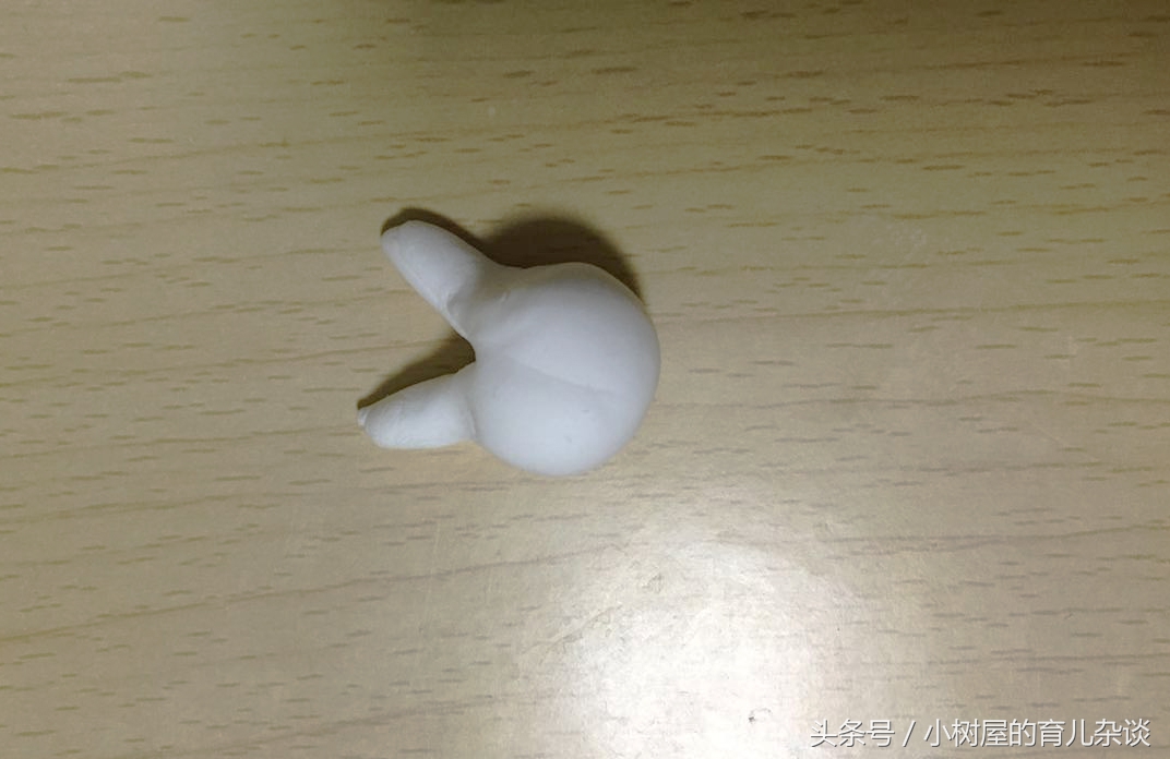 陪孩子做手工粘土,幼儿亲子制作黏土人