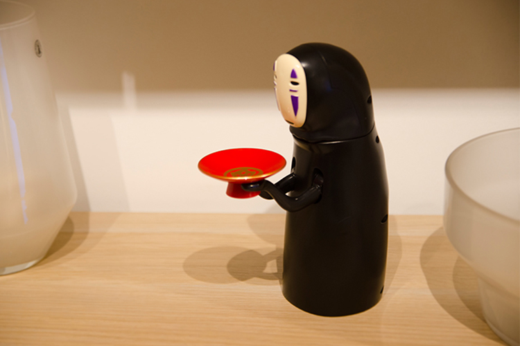 无脸男的存钱罐怎么把钱取出来,无脸男存钱罐到底能存多少钱