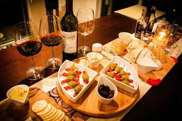 中国红酒供销网——爱喝红酒的你最好都知道!