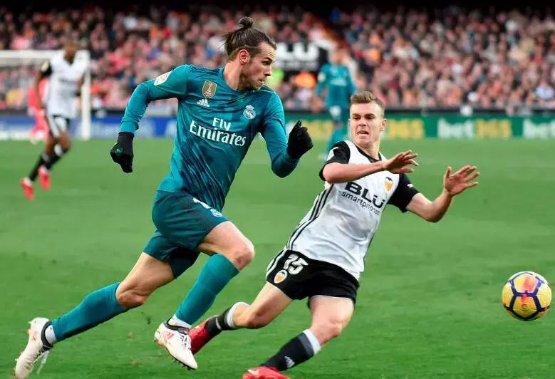 广州恒大0-2负于浦和,广州恒大0-7皇家马德里