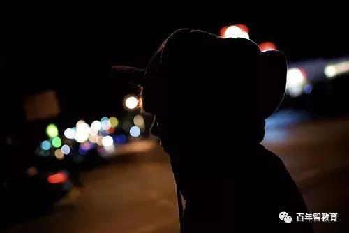 一个人在深圳的生活过得很孤独,在深圳打拼那些事