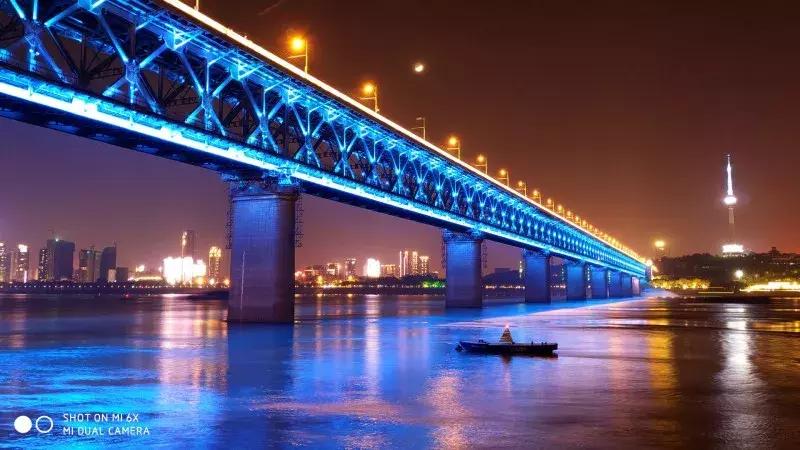 千元机拍照好的手机小米6x,最好的百元机小米6x