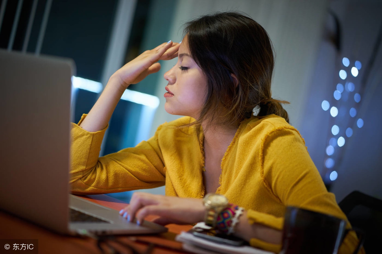 90%的人都会沾染的10大坏习惯,年轻人头痛是什么病