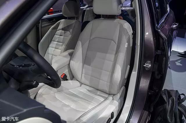 2018北京车展新车快评大众新朗逸,新款朗逸实车测评