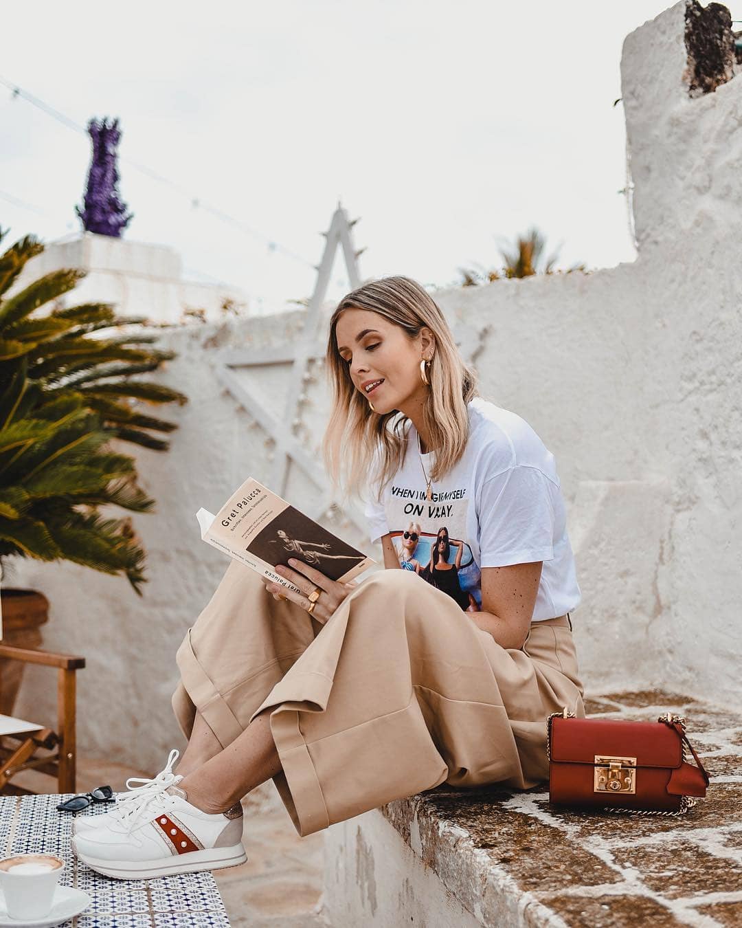 腿粗又矮不敢穿裙子,腿粗个子不高怎么穿搭