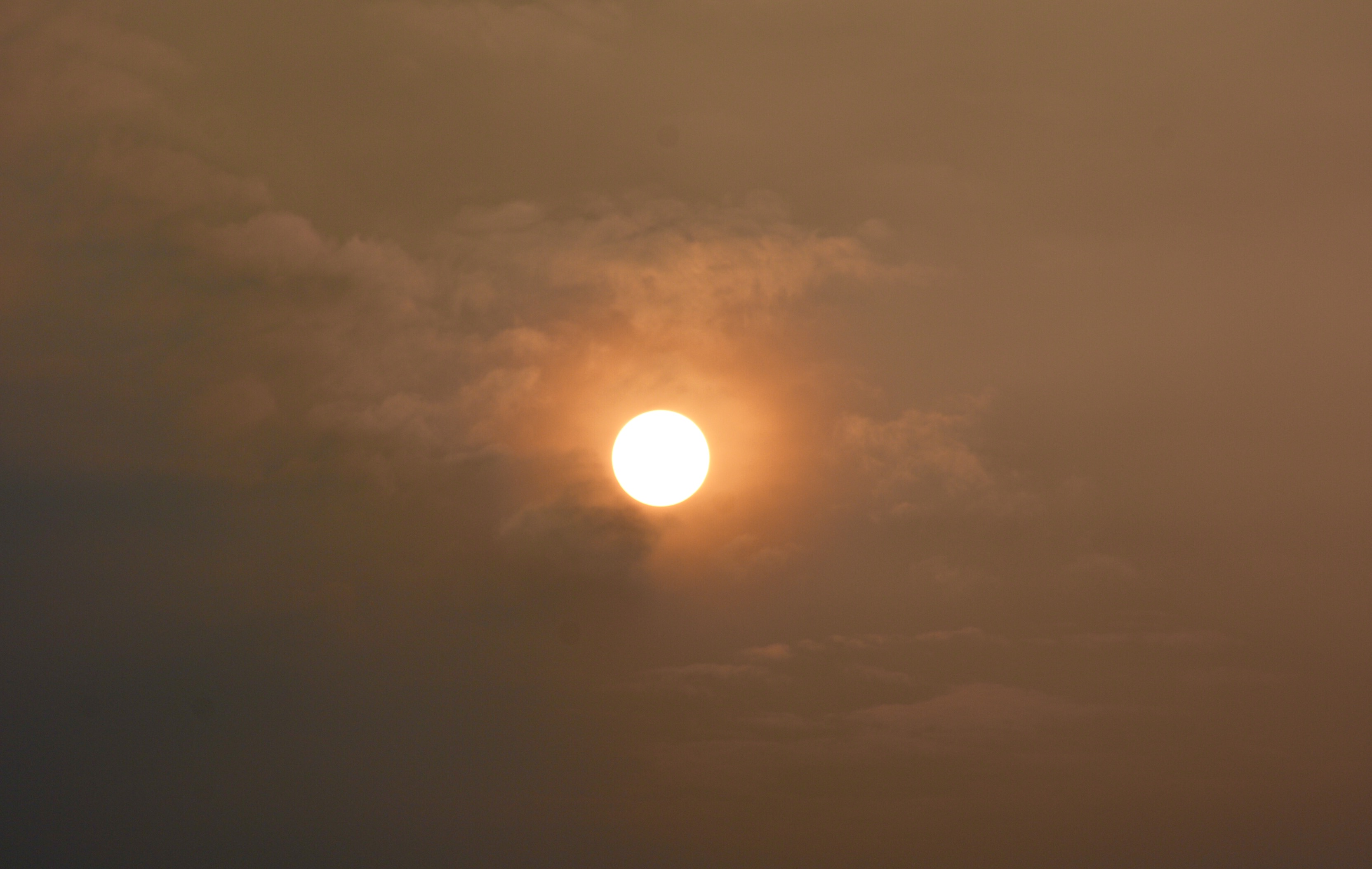 经验告诉你，一个优秀的日出应该是这样的……