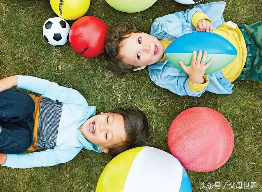 从小踢足球会导致o型腿吗,小孩学足球会是o型腿吗