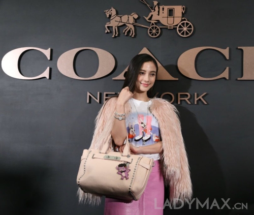 巴黎世家老爹鞋吐槽视频,巴黎世家老爹鞋triples纯黑新老款