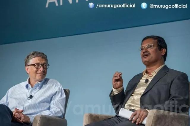 这个穿上女式*裤内**,血漏裤子,成全村变态的他,为爱造出了卫生巾