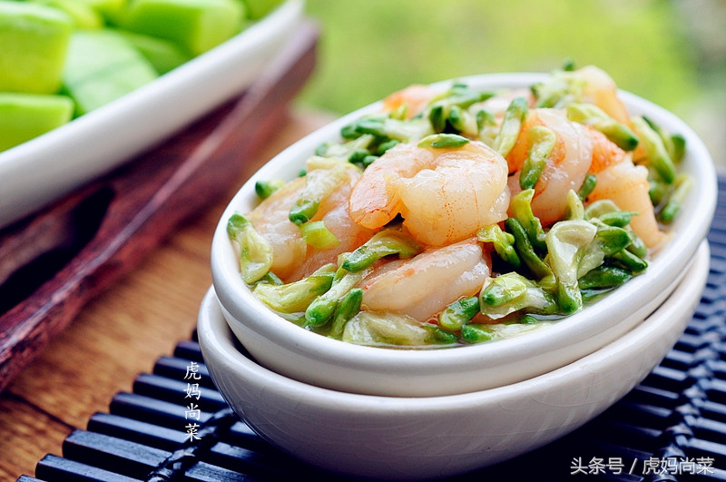 清炒虾仁最简单最快的做法大全,清炒虾仁好吃有诀窍学会这两招