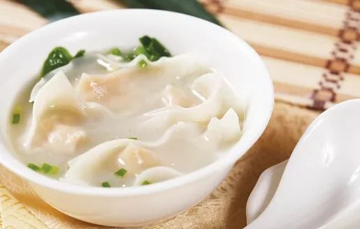 三文鱼有助于补脑吗,三文鱼小孩吃了能补脑吗