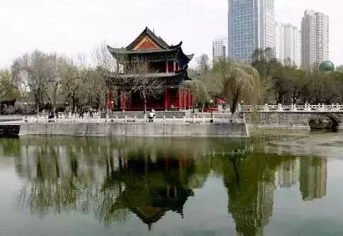 五一出游小短文,五一放假能在疆内游玩吗