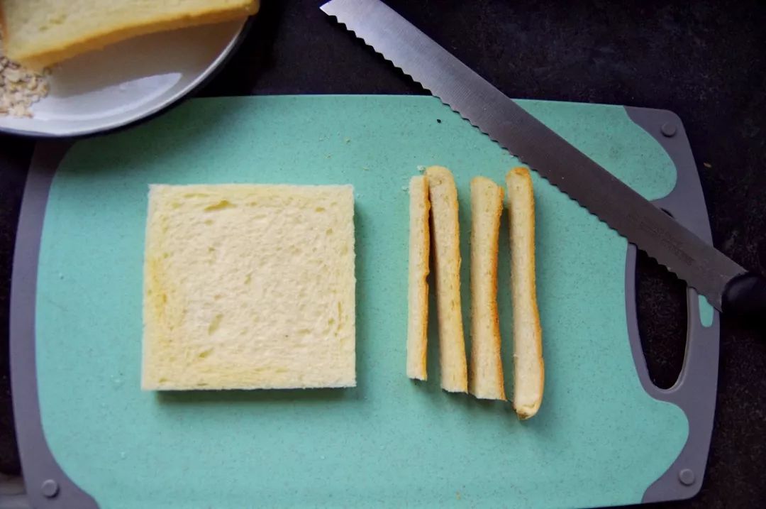 剩面包片怎么办,剩吐司吃法